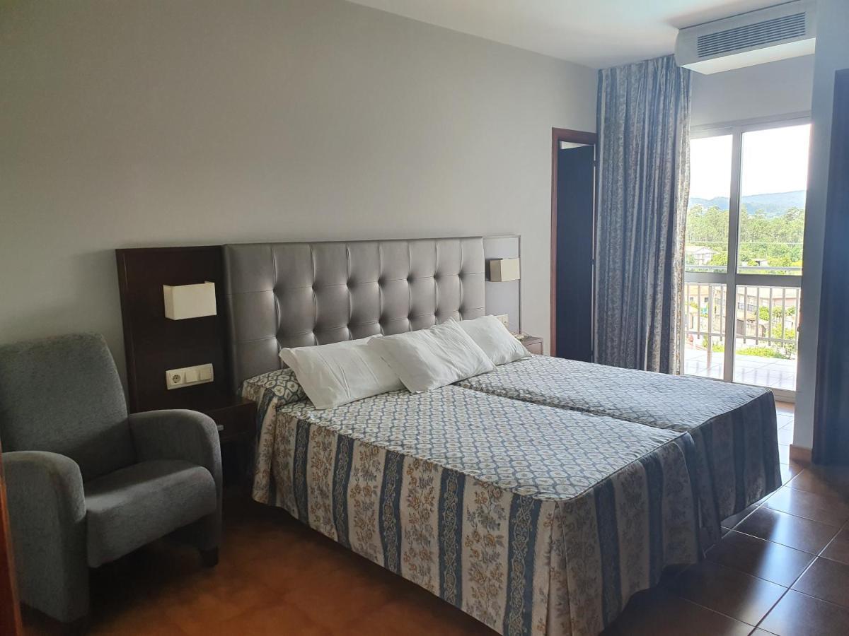 Hotel Troncoso Sanxenxo Bagian luar foto