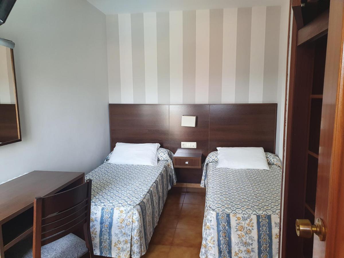 Hotel Troncoso Sanxenxo Bagian luar foto